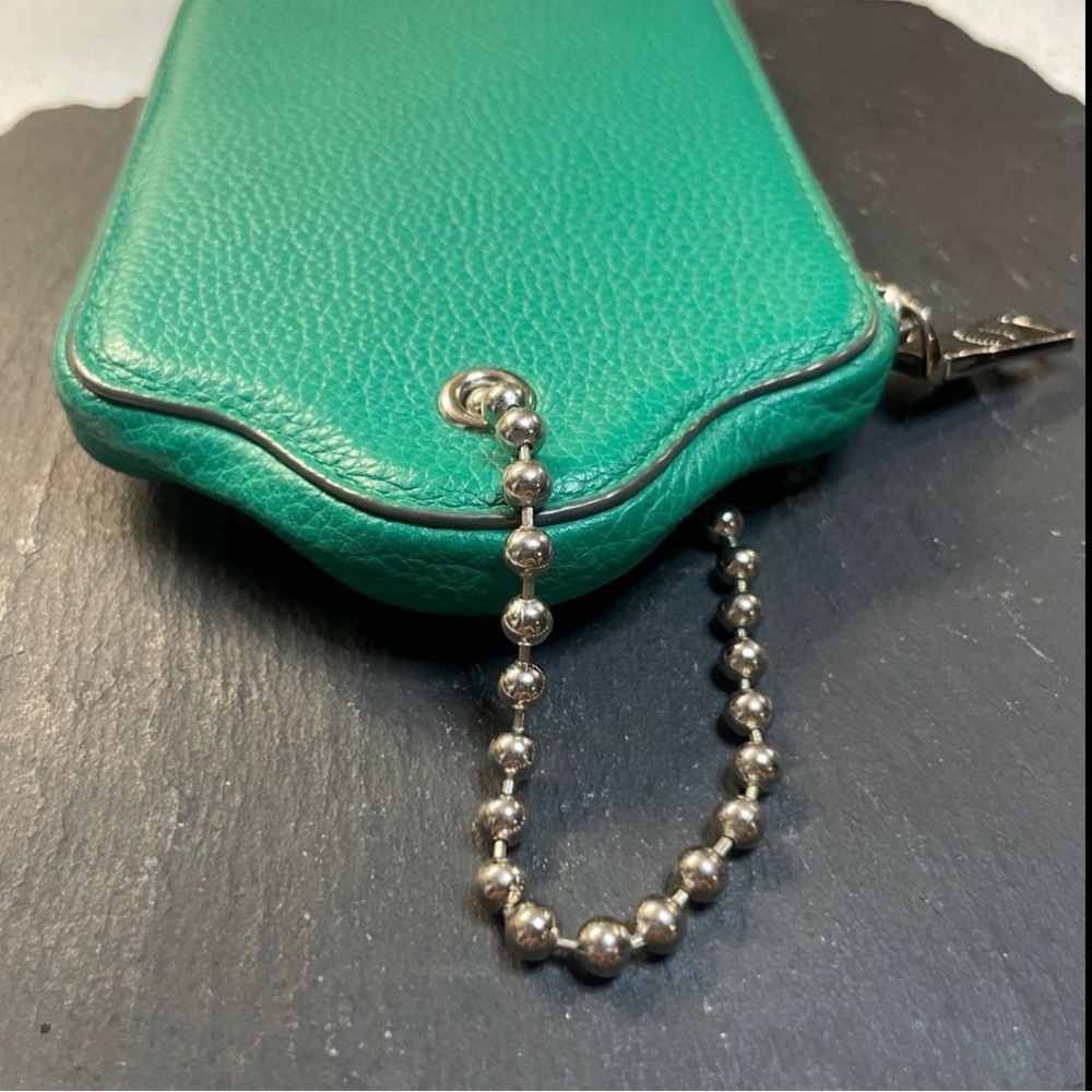 RARE Coach Green Pebbled Leather Zip Wristlet Wallet • Ball Chain Strap - Picture 3 of 9